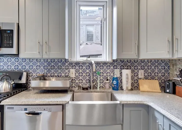 Stylish Rowhome-Fishtown-Near Shops